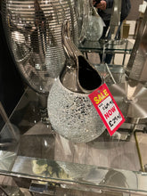 Vase with crush glass reduced Collect only