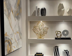 Gold tree in choice of 2 sizes