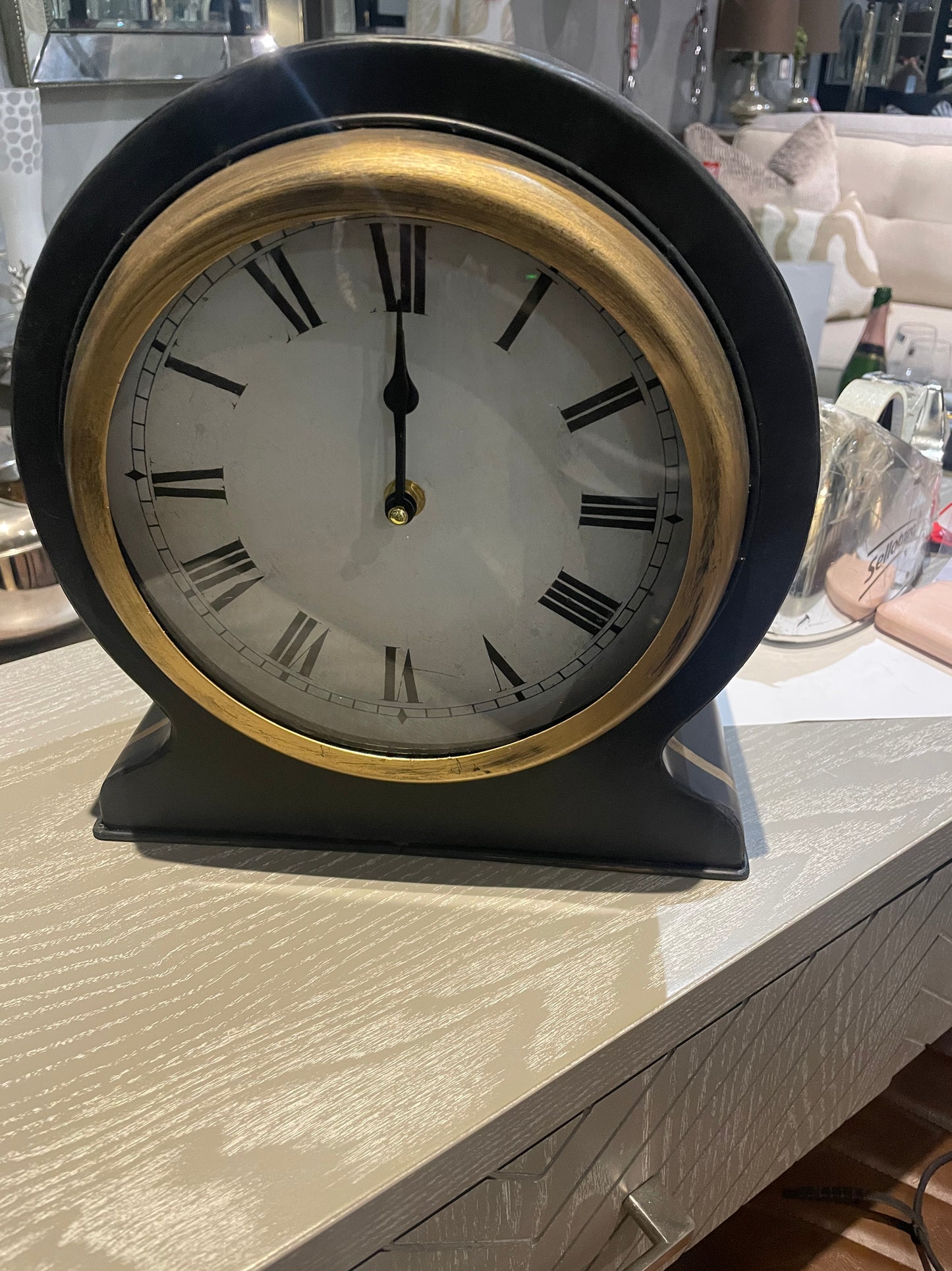 Vintage look clock one only !