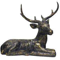 Lying down deer Click N Collect