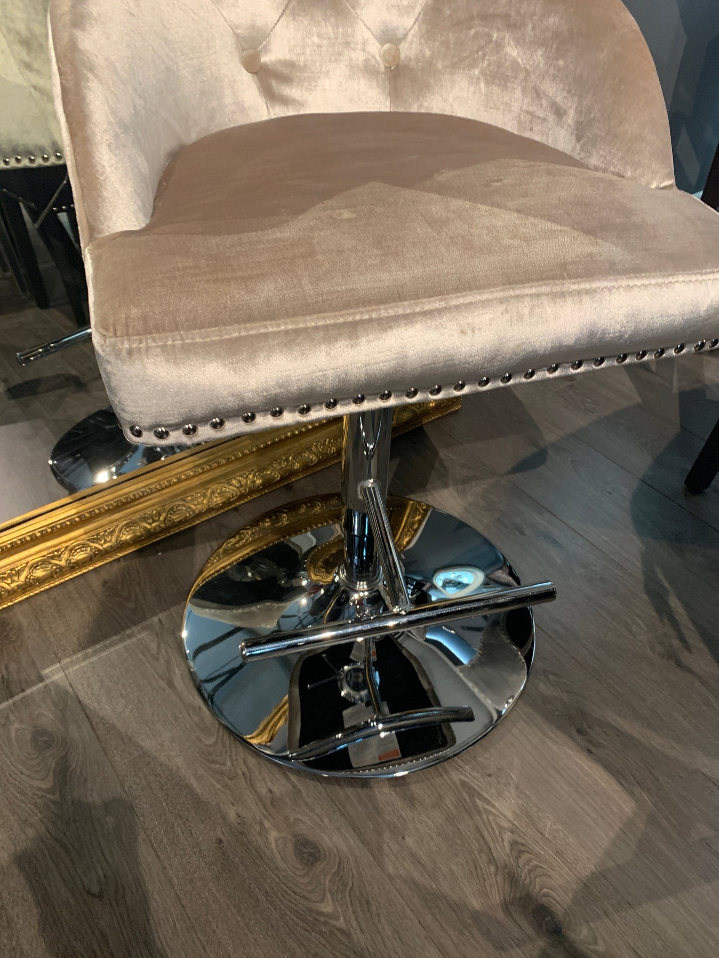 Jimmy kikki adjustable Bar stool velvet set of 2 click n collect