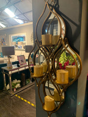 Candle holder / wall sconce with 4 mirrors in gold Collect only