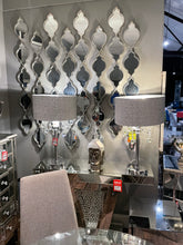 Teardrop mirror 1 piece silver Available ONLY in outlet store to collect