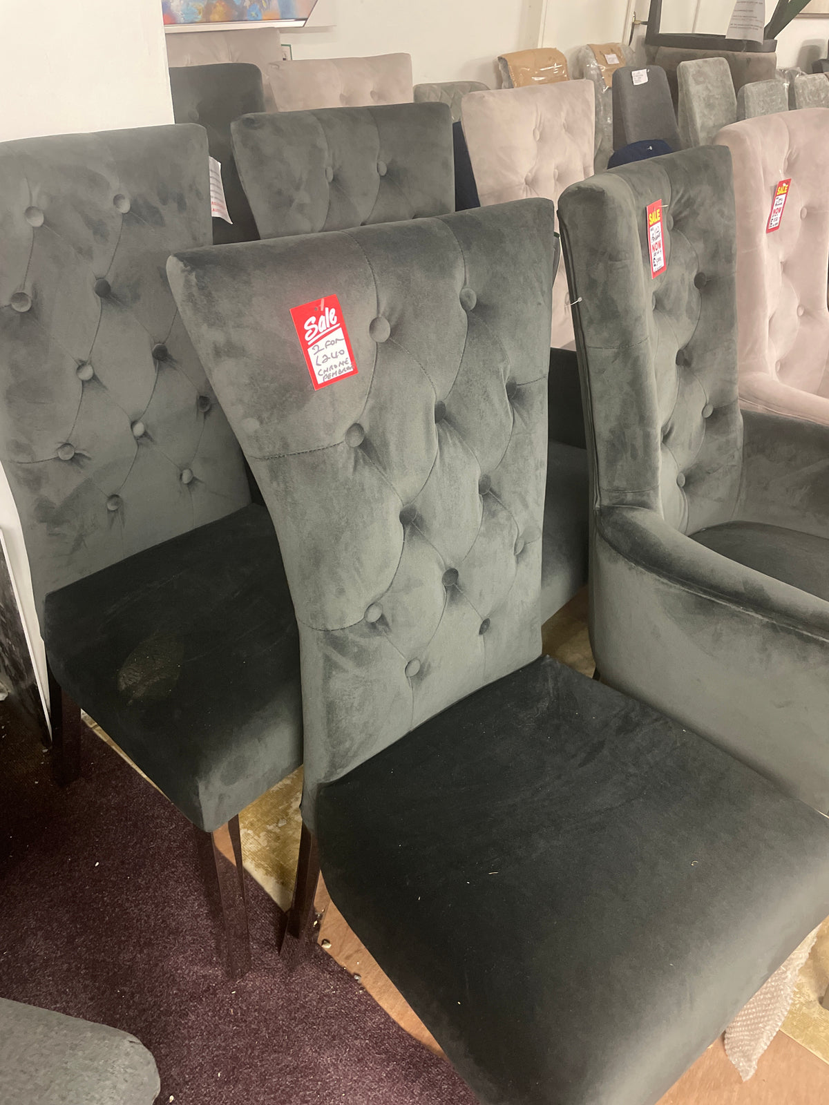 Pembroke w chrome legs set of 2 Instore purchase