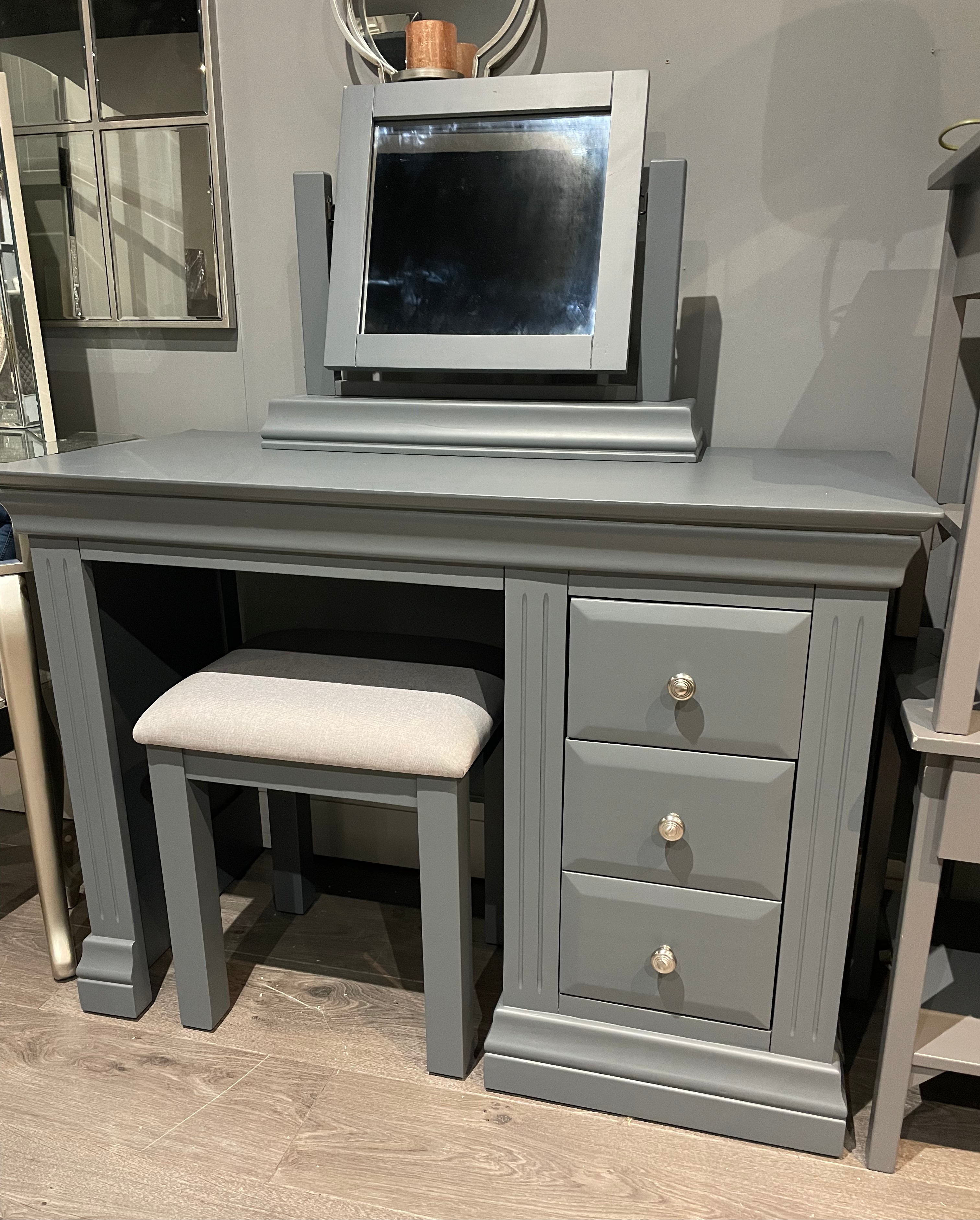 Montpelier dressing table with 3 drawers mirror and stool Instore purchase only