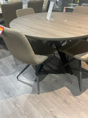 Mirabeau round  to oval extending dining table  with smart top