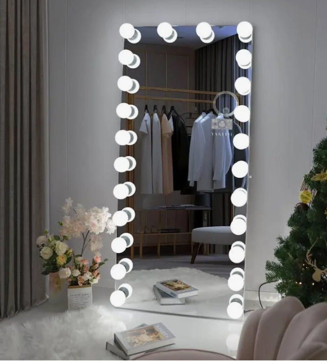 Renaissance mirror with LED lighting 160 x 50cm gold  available instore