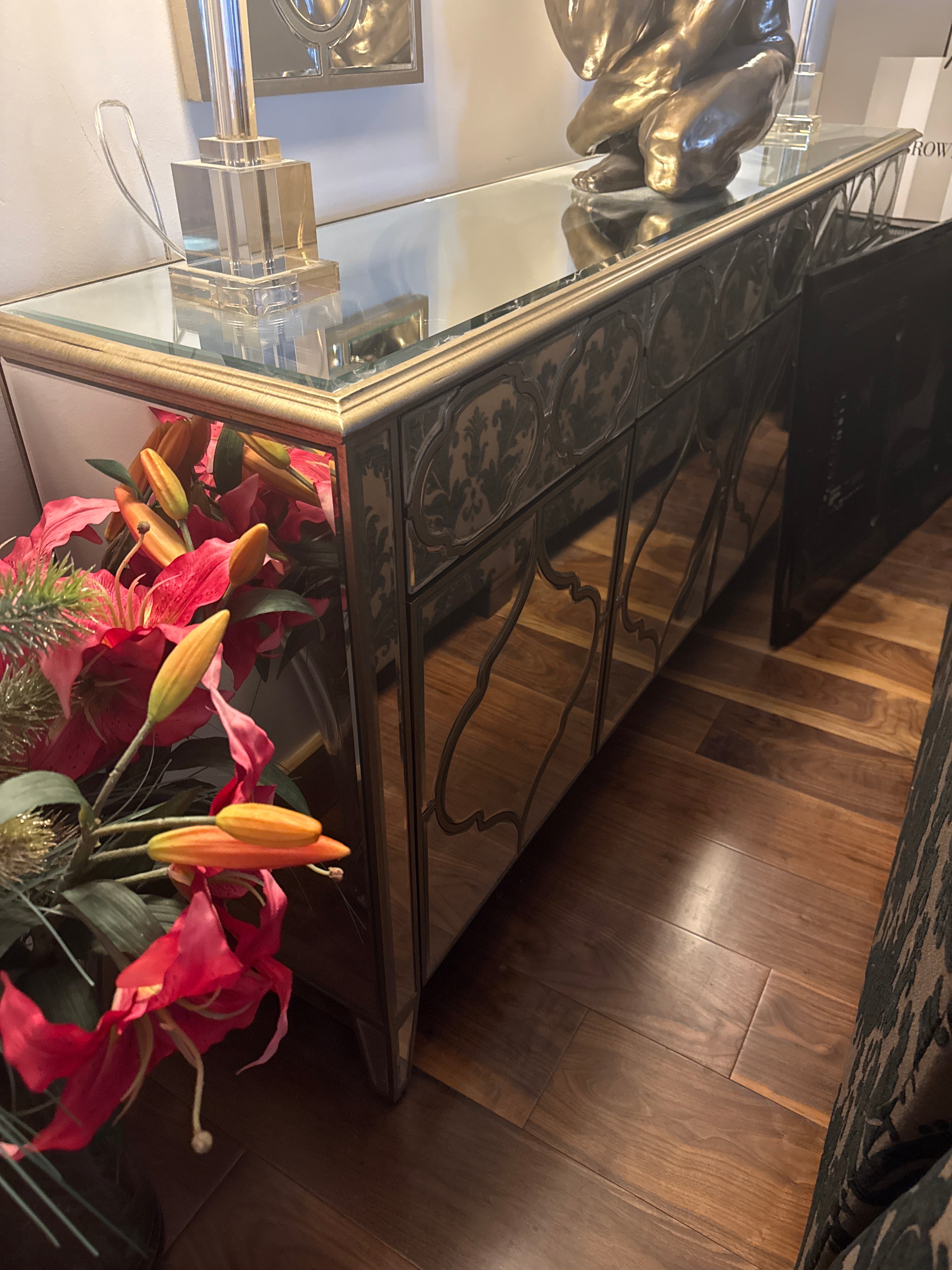 Marrakech 4 door  mirrored sideboard  half price simply fabulous luxury . Instore purchase only !