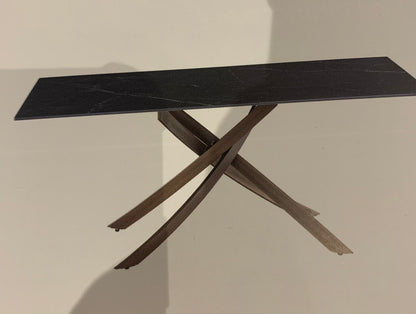 Berkeley  1.8 black Matt black sinterex stone top  table with brushed brass spider leg