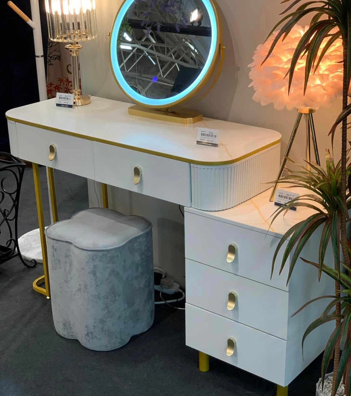 Karl  3 piece Dressing table w stool and mirror SPECIAL instore purchase . White marl .