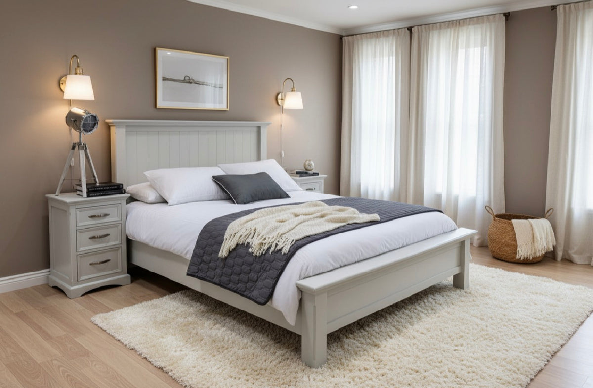 5ft King size master bedroom classic bed reduced