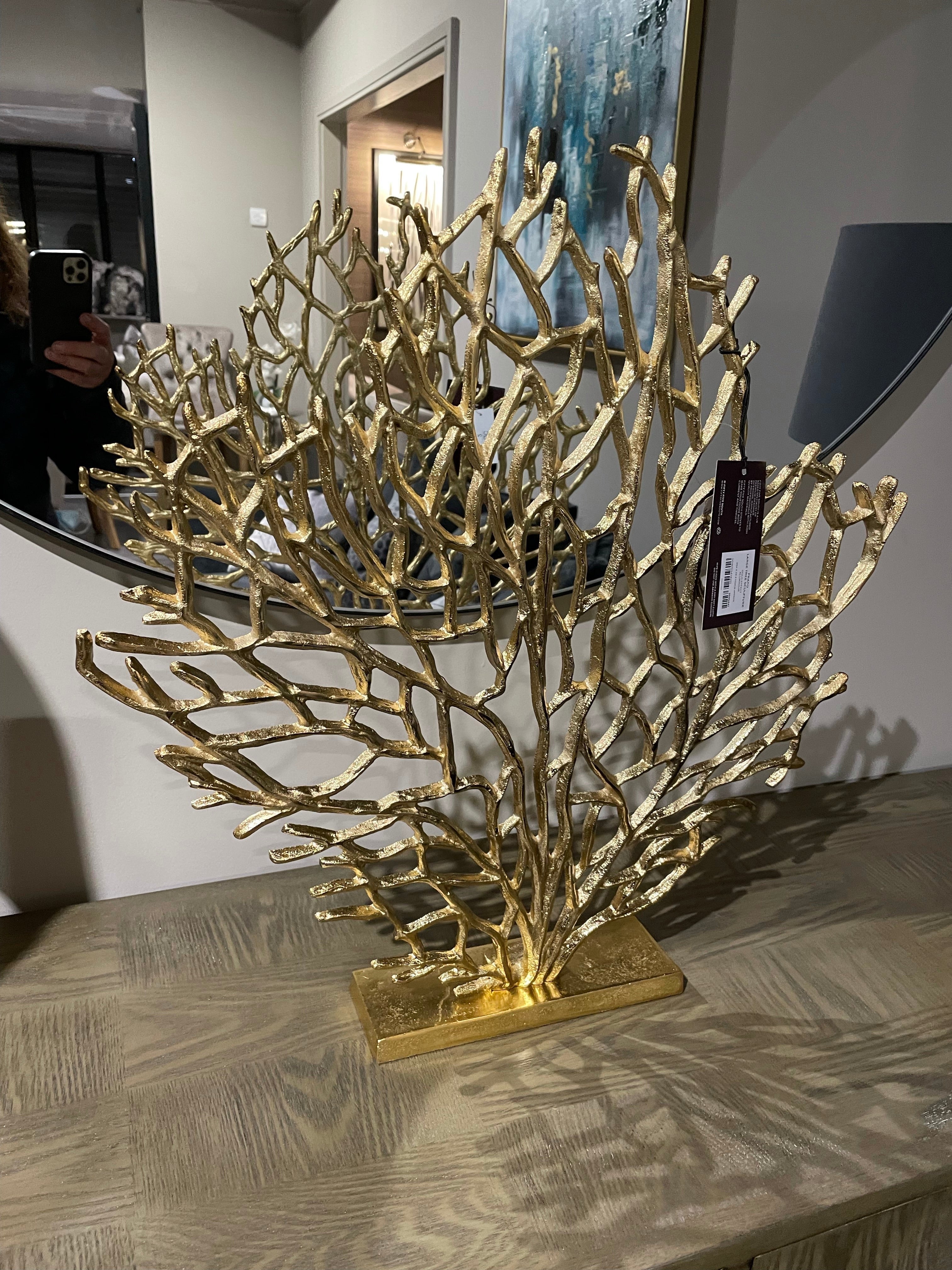 Gold tree  in choice of 2 sizes