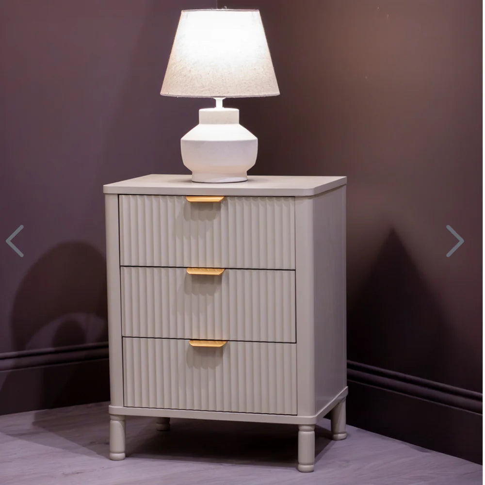 Pembroke 3 drawer bedside cabinet