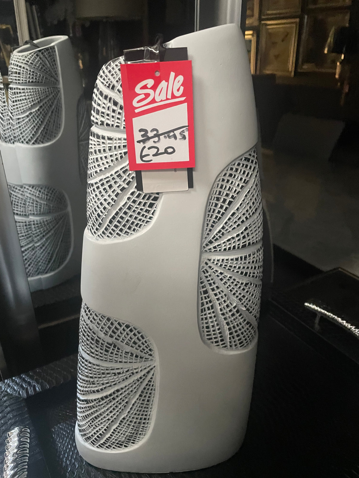 Vase vs340  black tint sale price takeaway