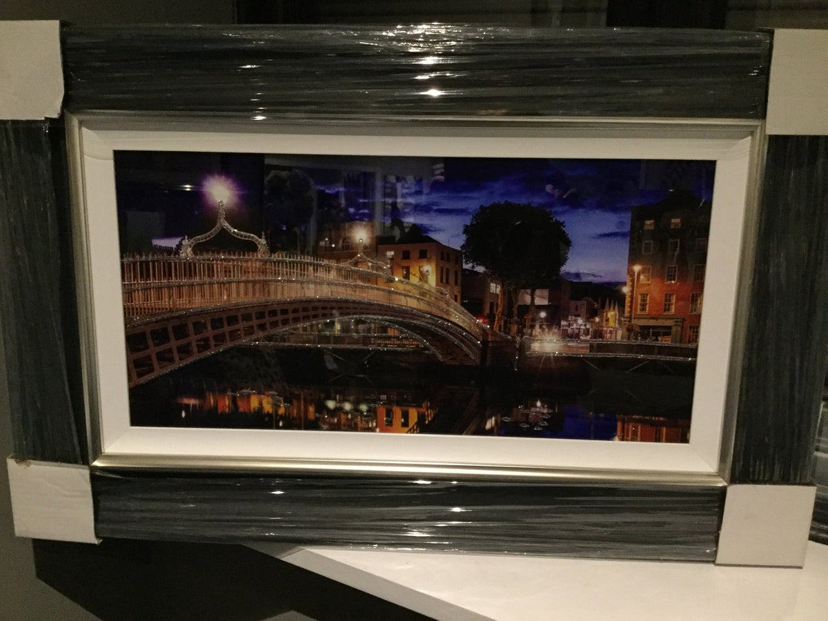 Halfpenny Bridge framed art picture choice of sizes-Framed picture-Renaissance Design Studio
