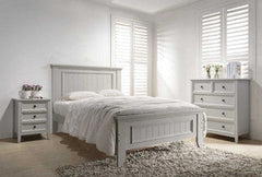 5ft King size master bedroom classic bed reduced
