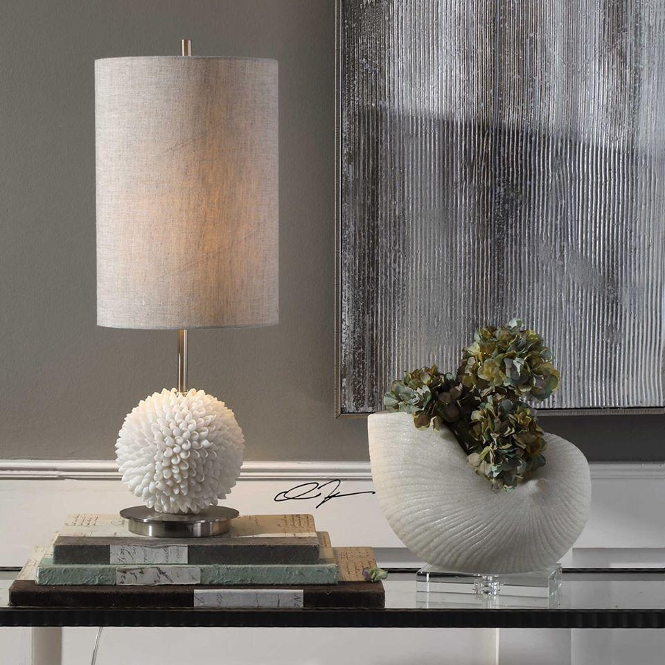 Cascara shell table lamp with shade