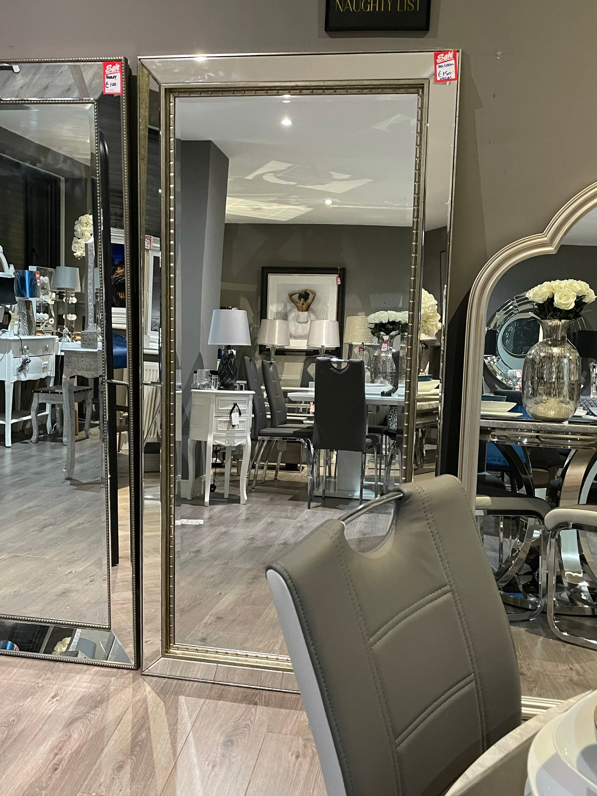 Vegas 2 Leaner Mirror full length   Ex display in outlet store