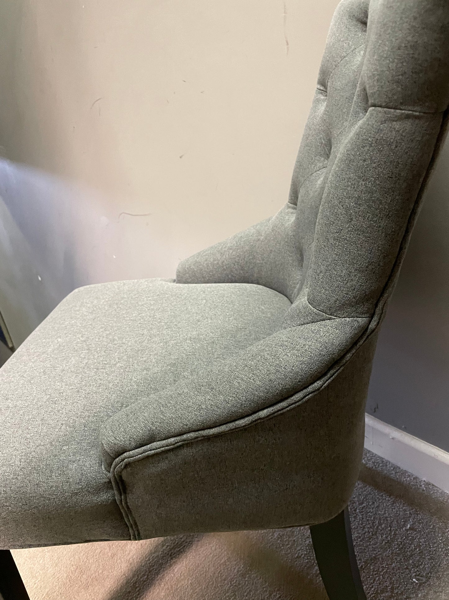 Detroit  grey tufted  chair new last one