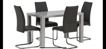 Monaco white gloss dining table purchase Instore only €60