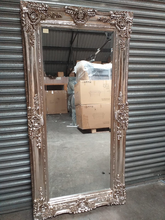 Damaged mirror available to click n collect
