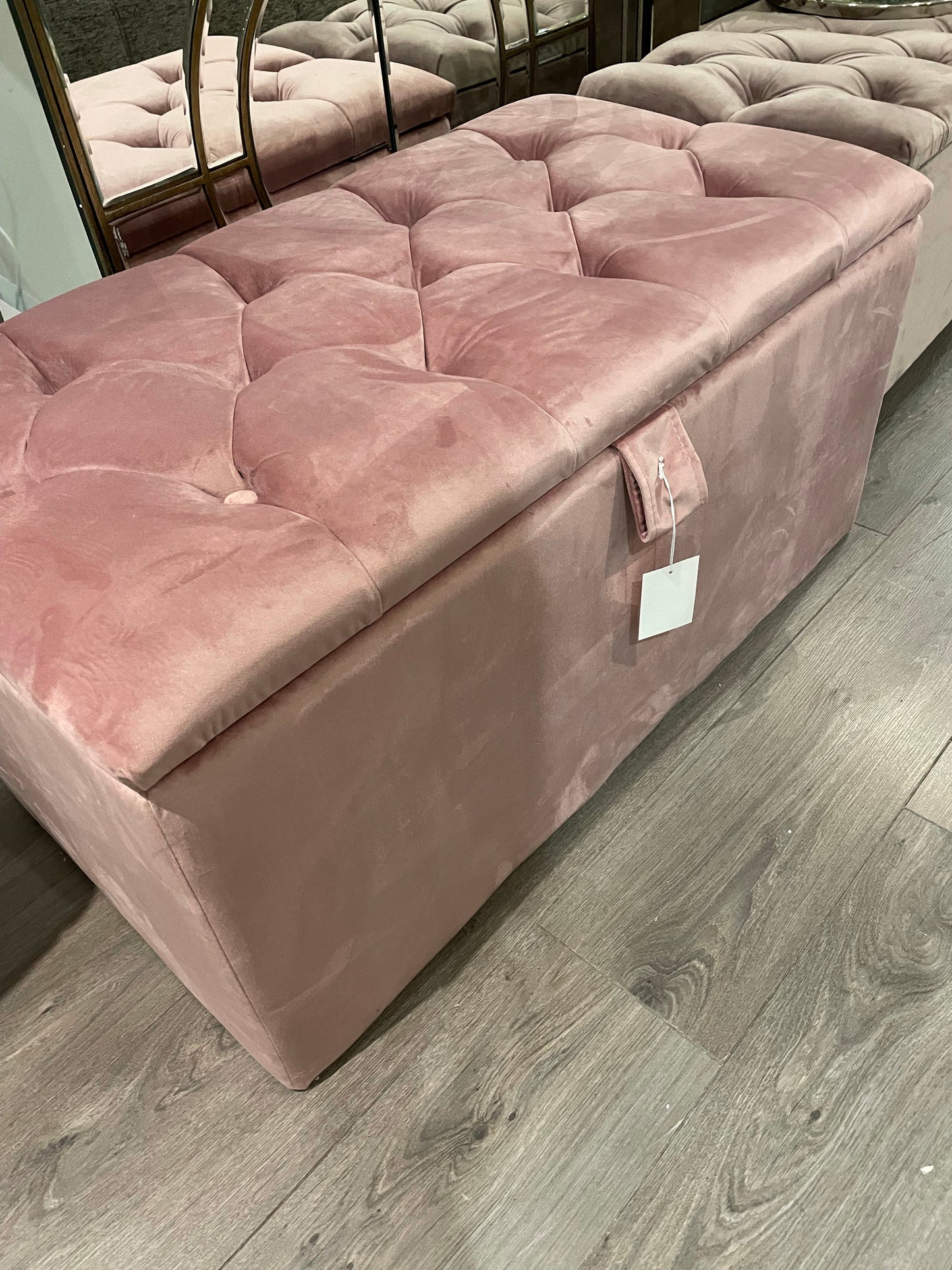 Molineux Velvet pink  ottoman with storage 673 warehouse clearance  click n collect