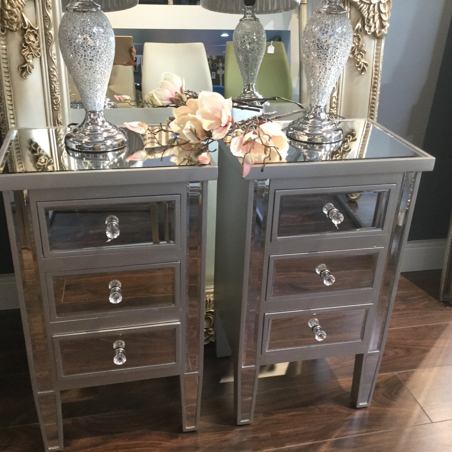 Maguire mirrored 3 drawer bedside Locker REDUCED  click n collect only