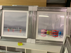 Boats reflet with grey scoop frame